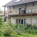 Sorompo Vendeghaz 4*