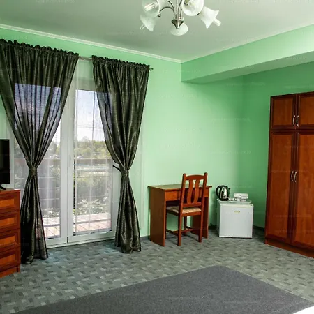 Sorompo Vendeghaz 4* Balatonkenese