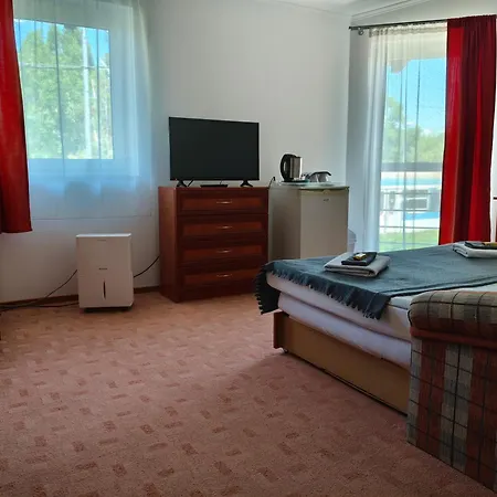 Sorompo Vendeghaz 4*
