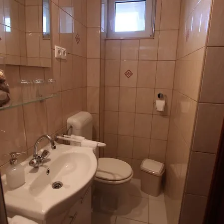 Pensjonat Sorompo Vendeghaz Balatonkenese