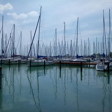 Pensjonat Sorompo Vendeghaz Balatonkenese