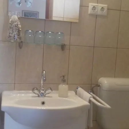 Pensjonat Sorompo Vendeghaz Balatonkenese