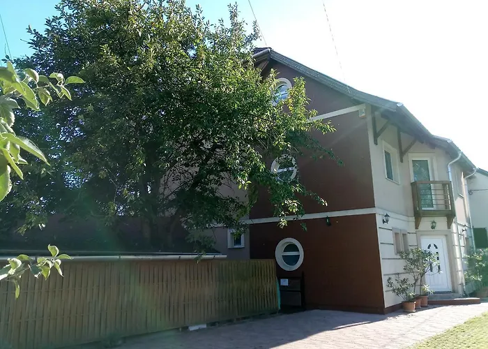 Sorompo Vendeghaz Gasthof Balatonkenese
