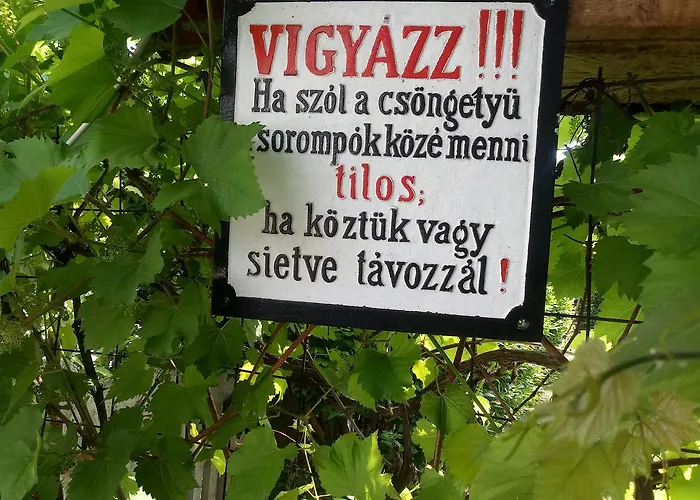 Gasthof Sorompo Vendeghaz Balatonkenese